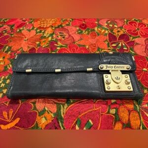 Juicy Couture- Y2K Black Leather Wallet. Mad Money-Juicy Princess